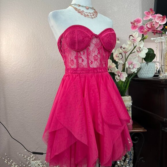 Forever 21 Women's Pink Dress - Picture 2 of 5